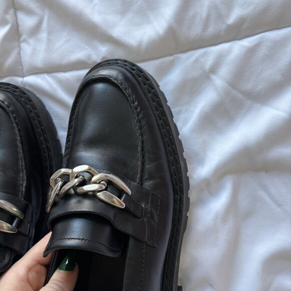 IRIS &INK Womens Chunky Chain Grunge Punk Preppy Casual Edgy Loafers 40 Black - Picture 3 of 12